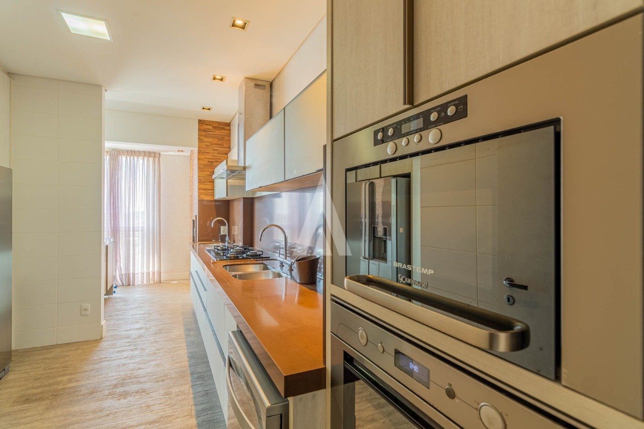 Cobertura com 3 suíte(s) à venda no bairro Centro em Joinville, de R$ 2.980.000.00 por R$ 2.860.000, — foto 6