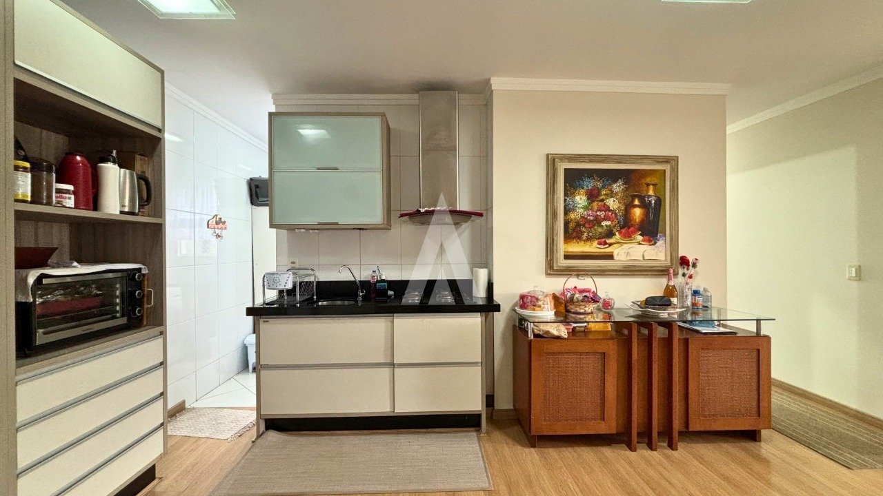 Apartamento com 1 suíte e 2 quartos à venda no bairro Bom Retiro em Joinville-SC por R$530.000,00. — foto 5