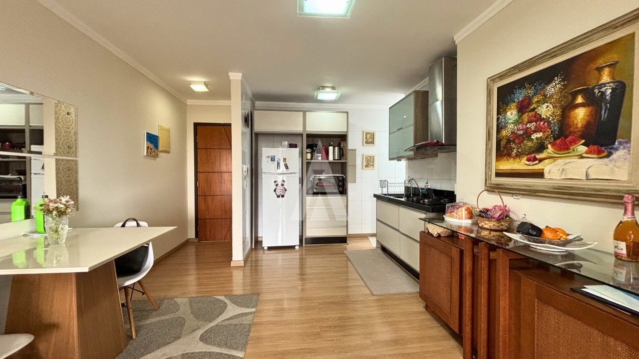Apartamento com 1 suíte e 2 quartos à venda no bairro Bom Retiro em Joinville-SC por R$530.000,00. — foto 4