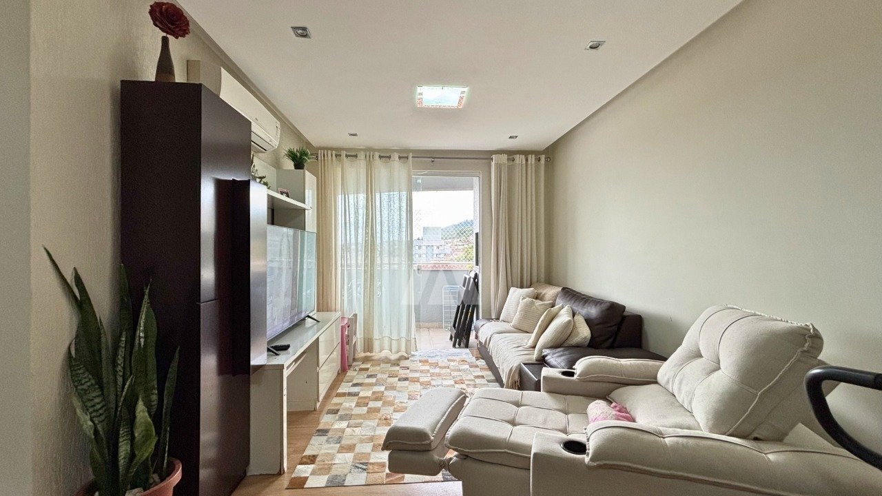 Apartamento com 1 suíte e 2 quartos à venda no bairro Bom Retiro em Joinville-SC por R$530.000,00. — foto 2