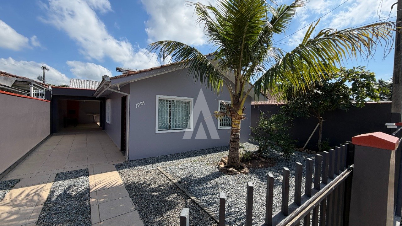 Casa com 2 quartos à venda no bairro Iririú em Joinville-SC por R$420.000,00. - foto 1