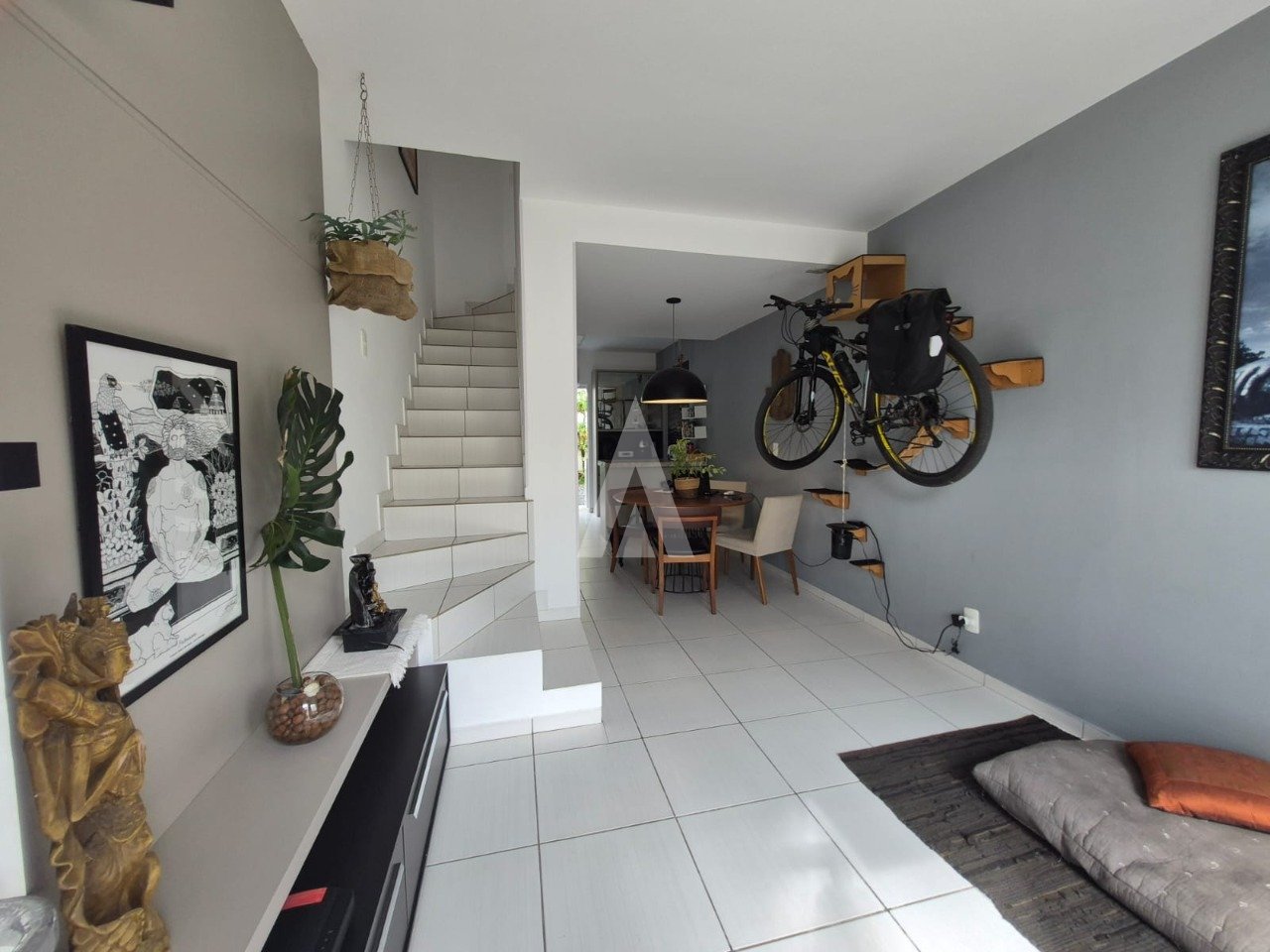 Sobrado geminado com 2 quartos à venda no bairro Santa Catarina em Joinville-SC por R$420.000,00. — foto 3