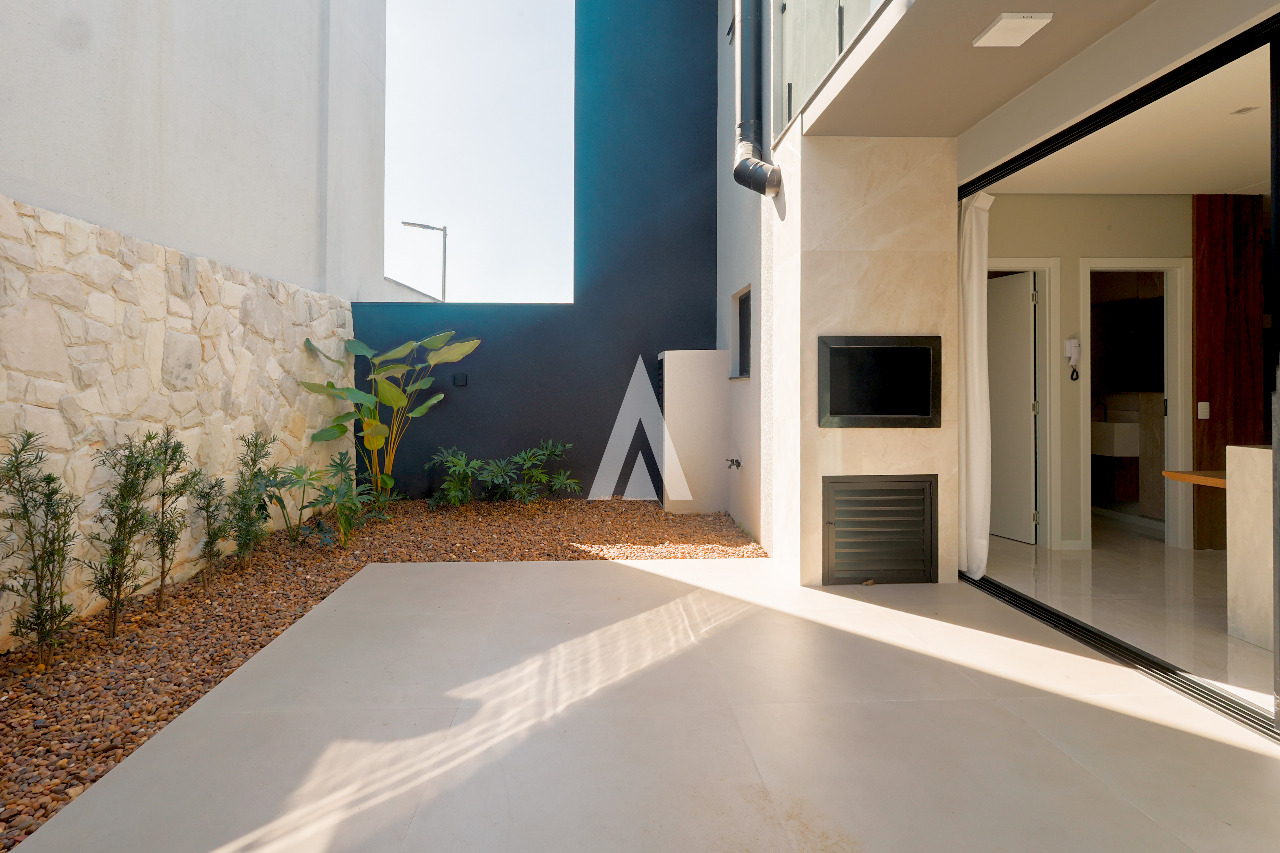 Casa com 3 suítes à venda no bairro Glória em Joinville-SC por R$1.490.000,00. — foto 6