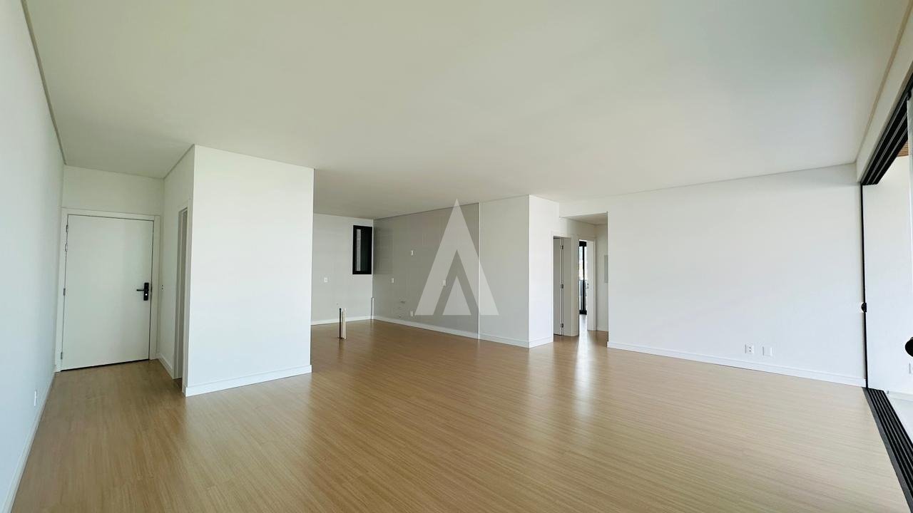 Apartamento com 3 suítes à venda no bairro Santo Antônio em Joinville-SC por R$2.100.000,00. — foto 2
