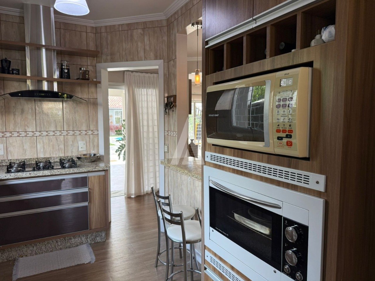 Casa com 1 suíte e 3 quartos à venda no bairro Itaum em Joinville-SC por R$1.600.000,00. - Averbada — foto 7