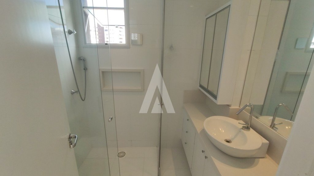 Apartamento com 1 suíte mais 1 quarto à venda no bairro América em Joinville-SC por R$850.000,00. — foto 7