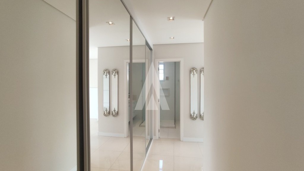 Apartamento com 1 suíte mais 1 quarto à venda no bairro América em Joinville-SC por R$850.000,00. — foto 6