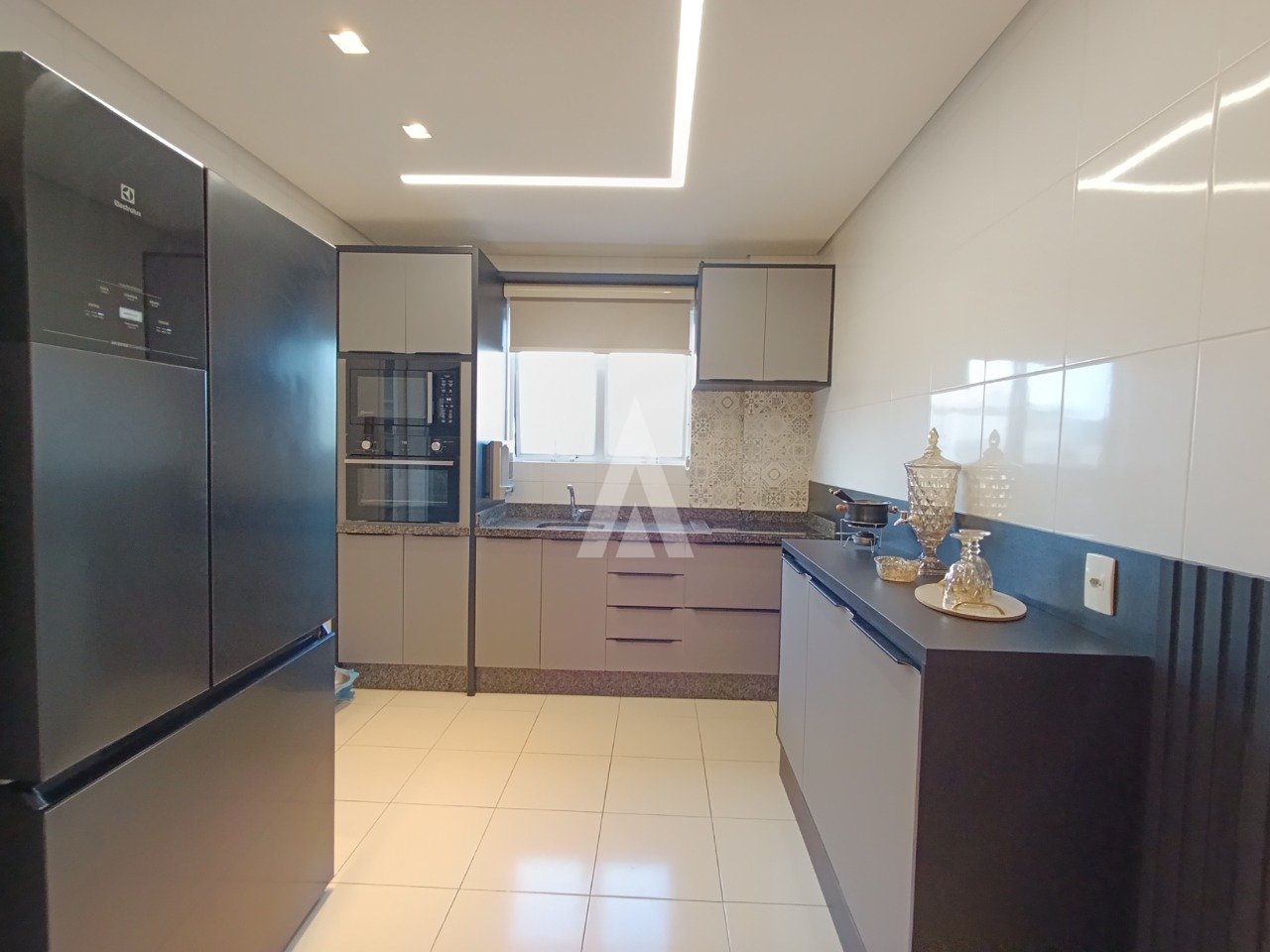 Apartamento com 1 suíte mais 2 quartos à venda no bairro América em Joinville, por R$ 975.000,00. — foto 7