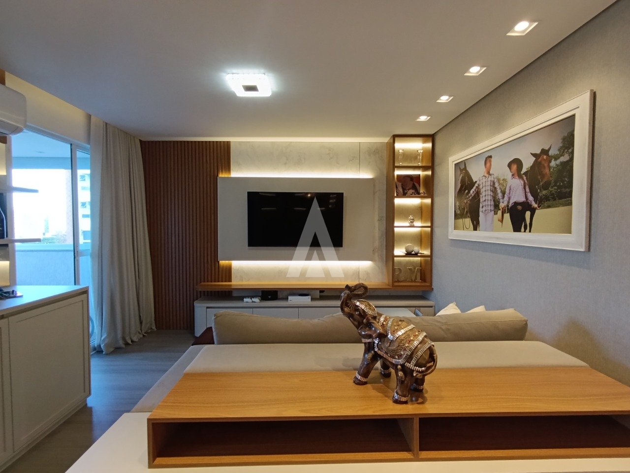 Apartamento com 1 suíte mais 2 quartos à venda no bairro América em Joinville, por R$ 975.000,00. — foto 4