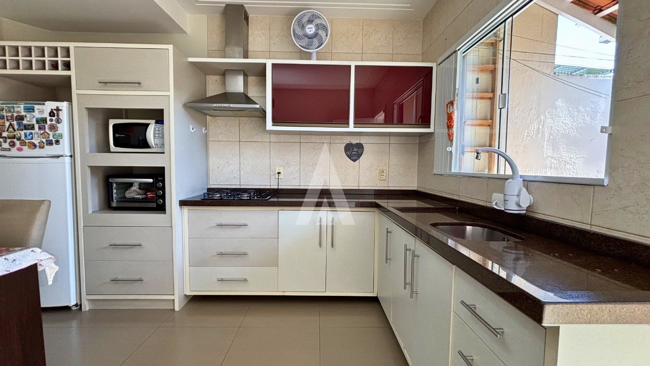 Sobrado Geminado com 2 quarto(s) à venda no bairro Jardim Iririú em Joinville, por R$ 373.000.00. — foto 5