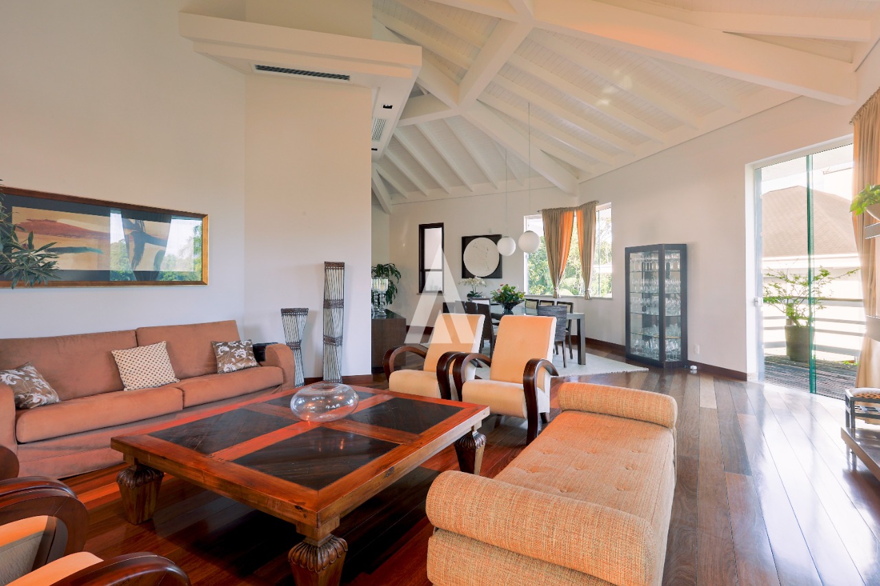 Casa no Condomínio Ecológico Orleans com 5 suítes à venda no bairro América em Joinville-SC por R$ 6.000.000,00. — foto 3