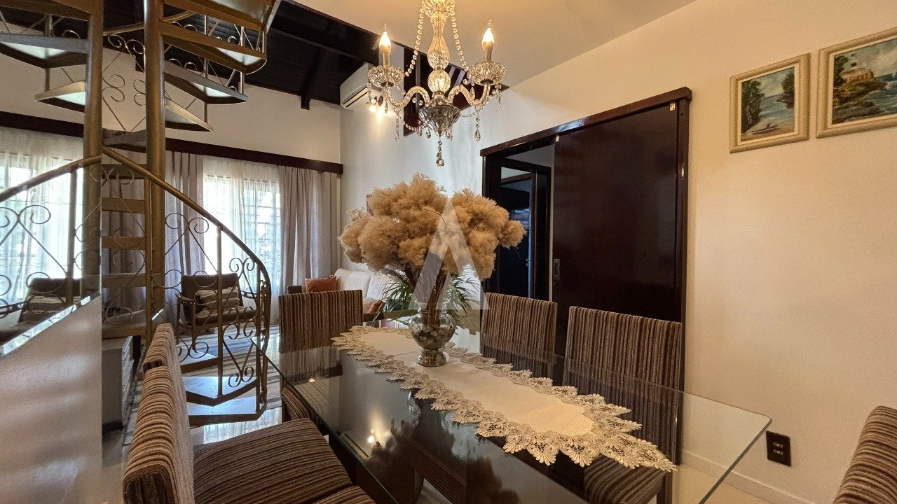 Casa com 1 suíte e 2 quartos à venda no bairro Santa Catarina em Joinville-SC por R$990.000,00. — foto 4