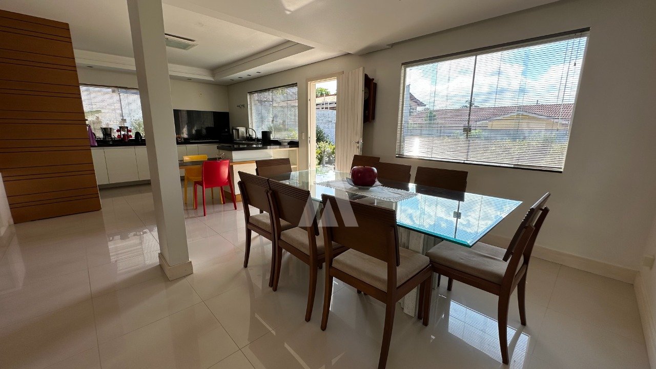 Casa com 1 suíte e mais 2 quartos à venda no bairro América em Joinville-SC, por R$ 1.900.000,00. — foto 4