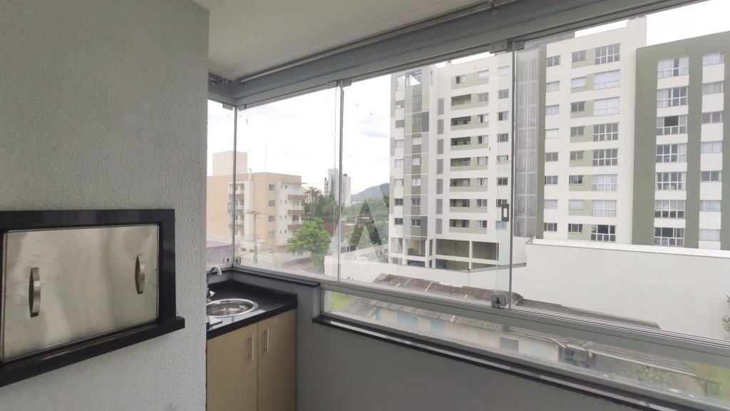 Apartamento à venda com 2 quartos, sendo 1 suíte, no bairro Bom Retiro, em Joinville-SC, por R$ 395.000,00. — foto 4