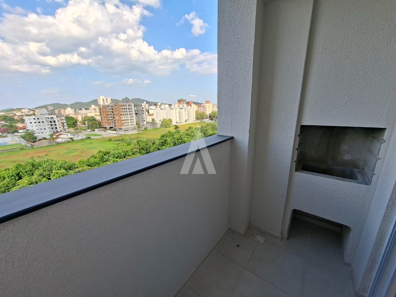 Apartamento com 2 quartos à venda no bairro Santo Antônio em Joinville - SC por R$ 420.000,00. — foto 3