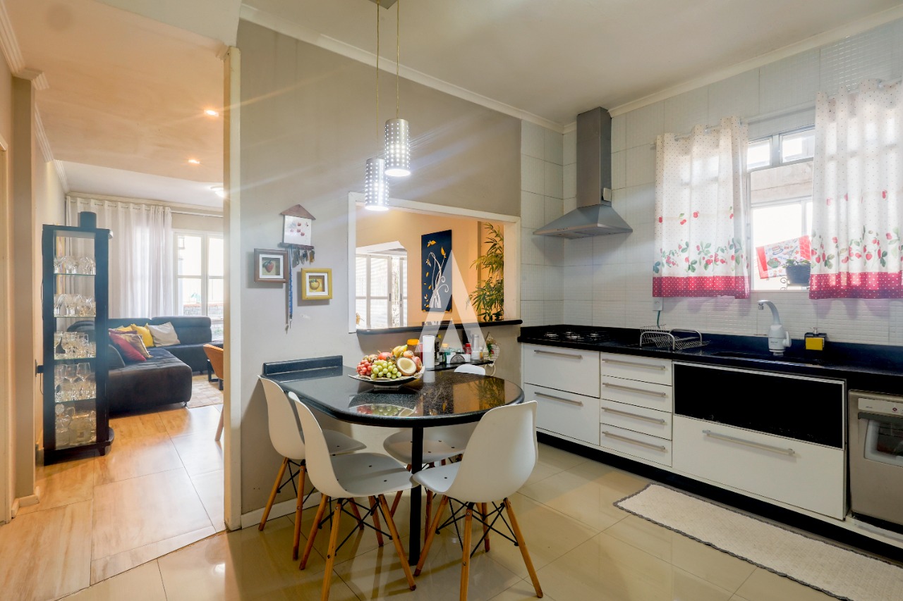Casa plana com 1 suíte e 2 quartos à venda no bairro Bucarein em Joinville-SC por R$ 950.000,00. — foto 4