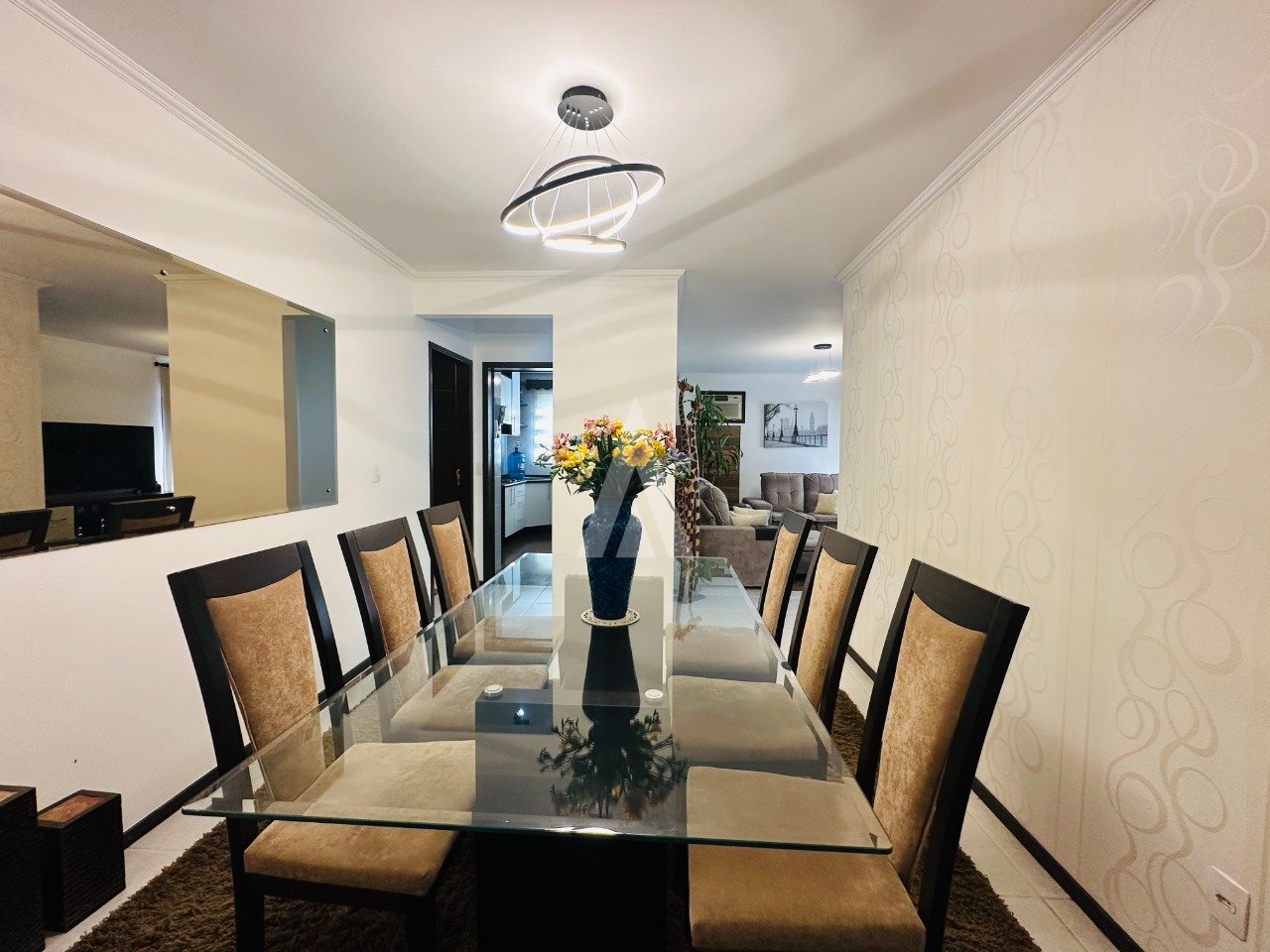 Casa plana com 1 suíte e 2 quartos à venda no bairro Glória em Joinville-SC por R$ 1.298.000,00. — foto 5