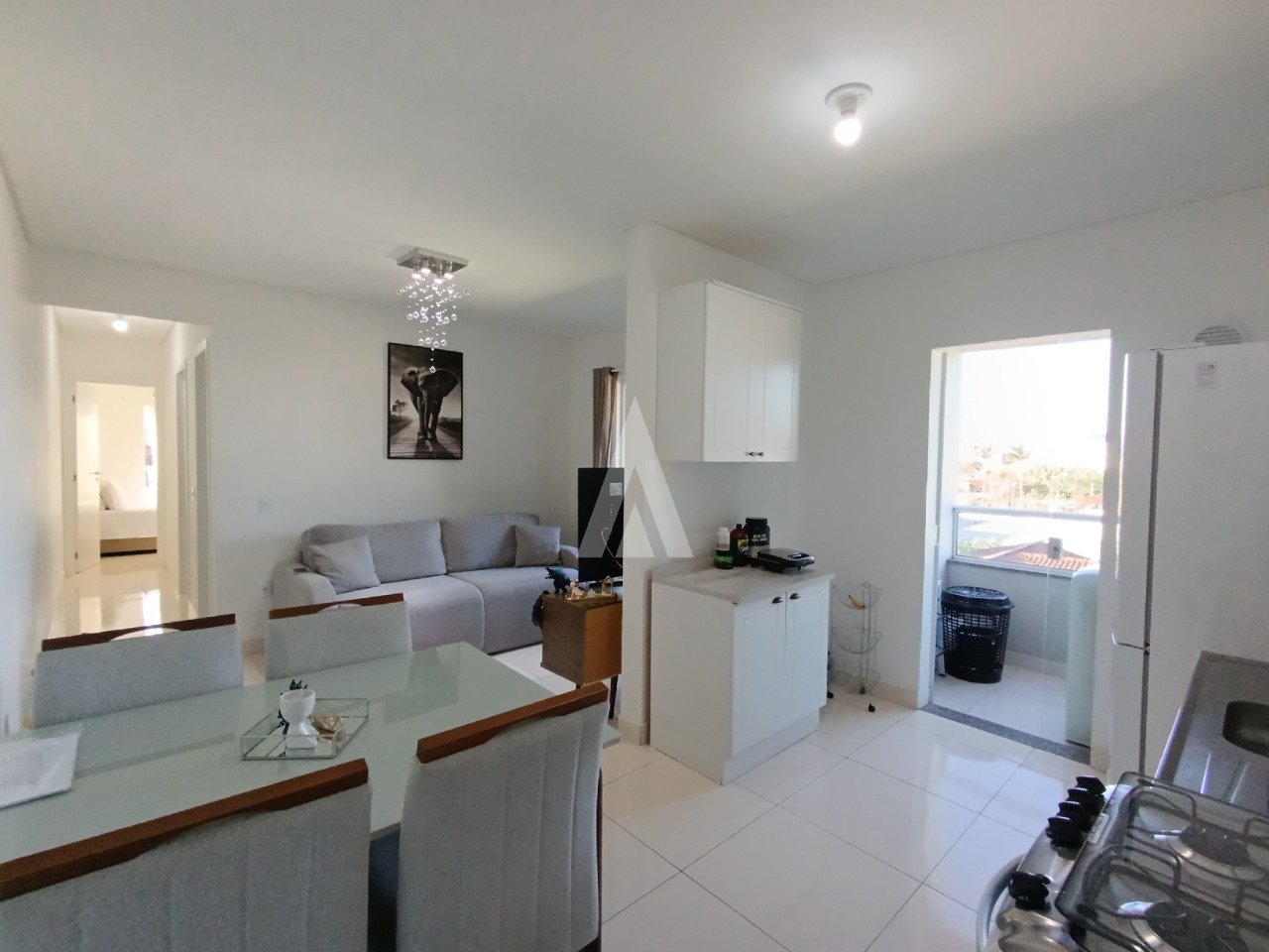 Apartamento com 1 suíte mais 1 quarto à venda no bairro Iririú, em Joinville - SC, por R$ 385.000,00. — foto 2