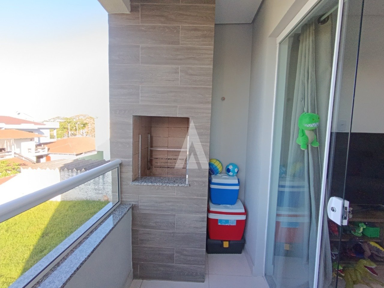 Apartamento com 1 suíte mais 1 quarto à venda no bairro Iririú, em Joinville - SC, por R$ 385.000,00. — foto 7