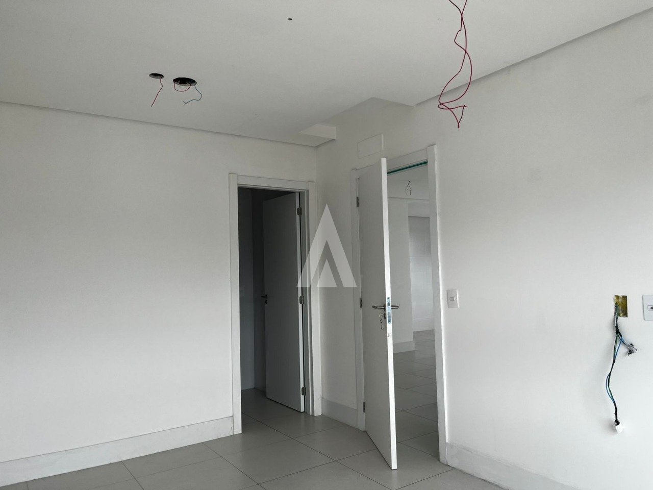 Apartamento com 1 suíte e 2 quartos à venda no bairro Santo Antônio, em Joinville-SC, por R$ 900.000,00. — foto 7
