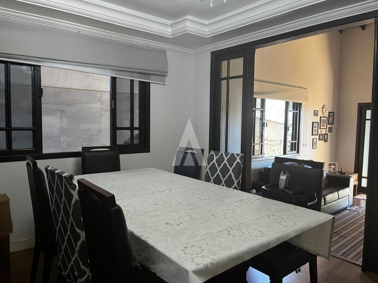Casa com 1 suíte e 2 quartos à venda no bairro Iririú em Joinville-SC por R$750.000,00. — foto 3